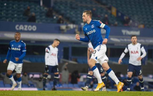 强大环境中 强大环境中